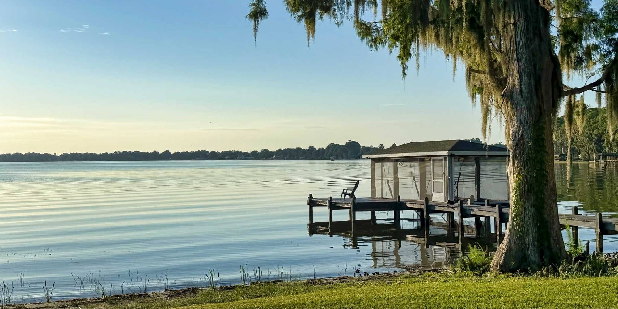 Dock and Lake View - Luxoria Recovery