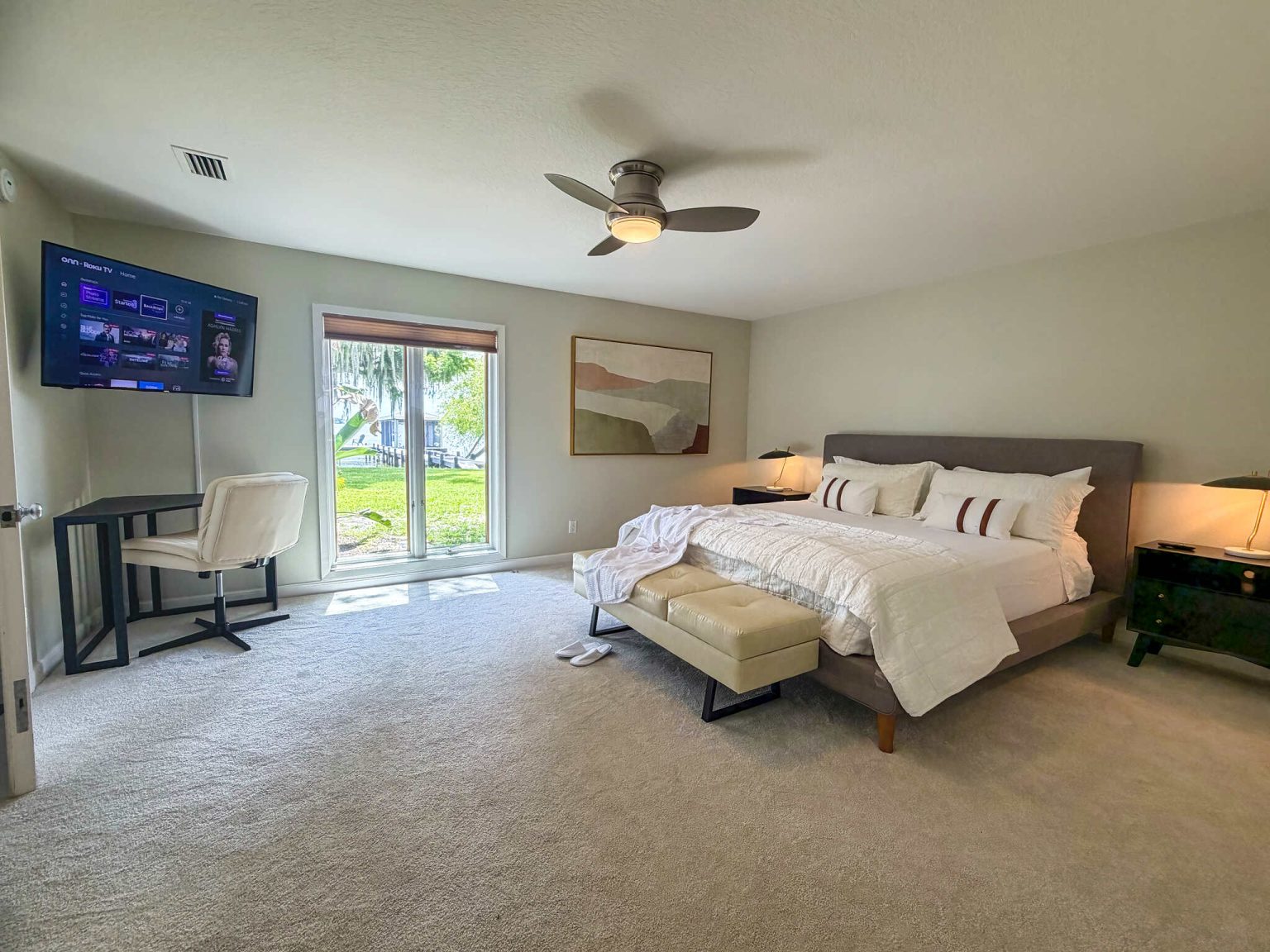 Master Bedroom, View of a bed and tv - Luxoria Recovery