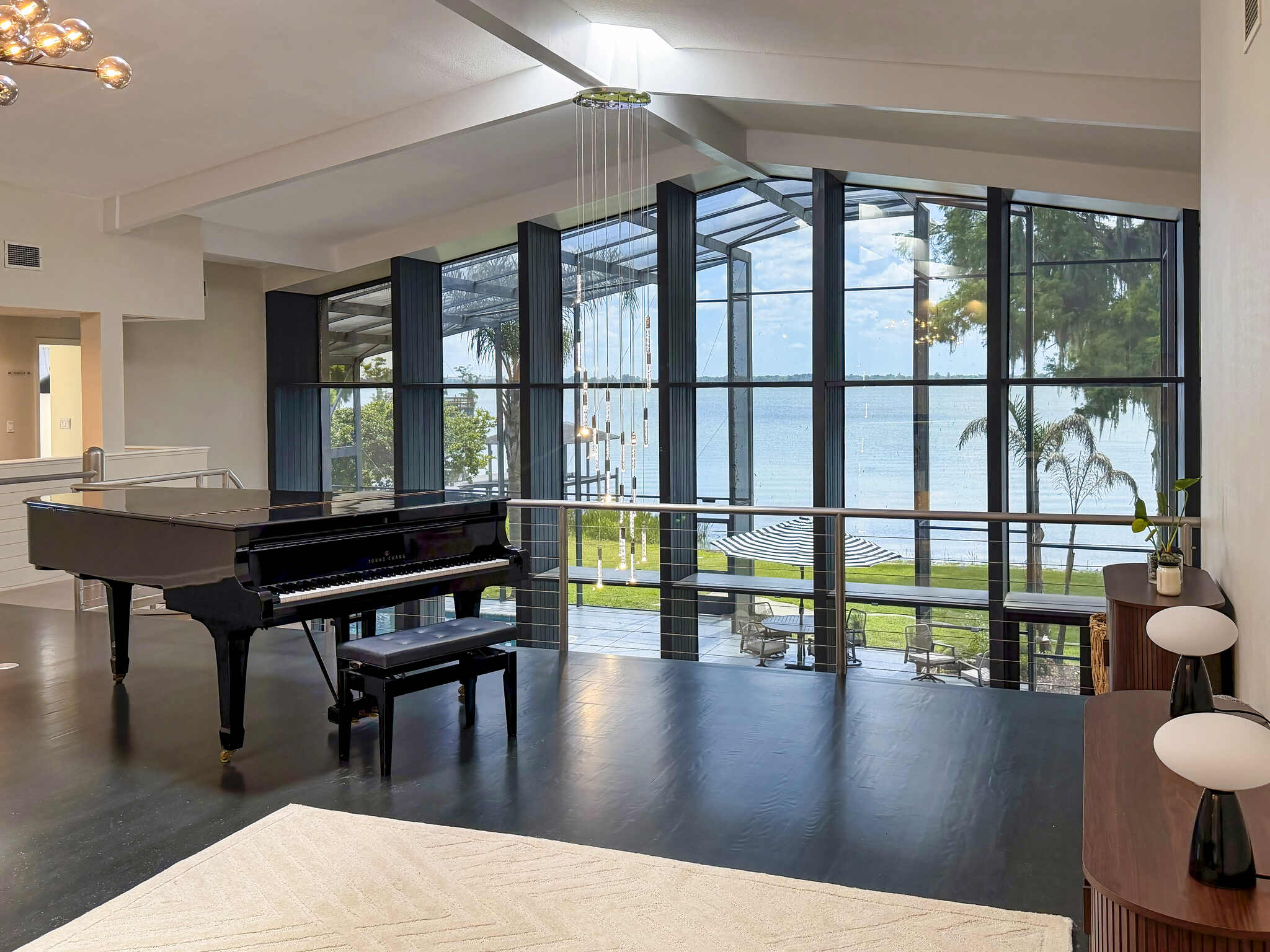 Grand Piano Room in the Loft - Luxoria Recovery
